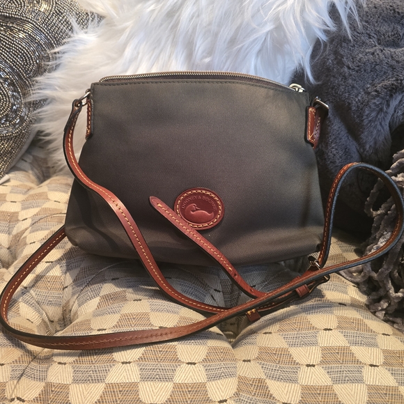 Dooney & Bourke Green With Brown Leather Accents  Crossbody Bag NEW - Picture 9 of 14